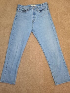 Levi's Light Wash Straight-Leg Women's Jeans